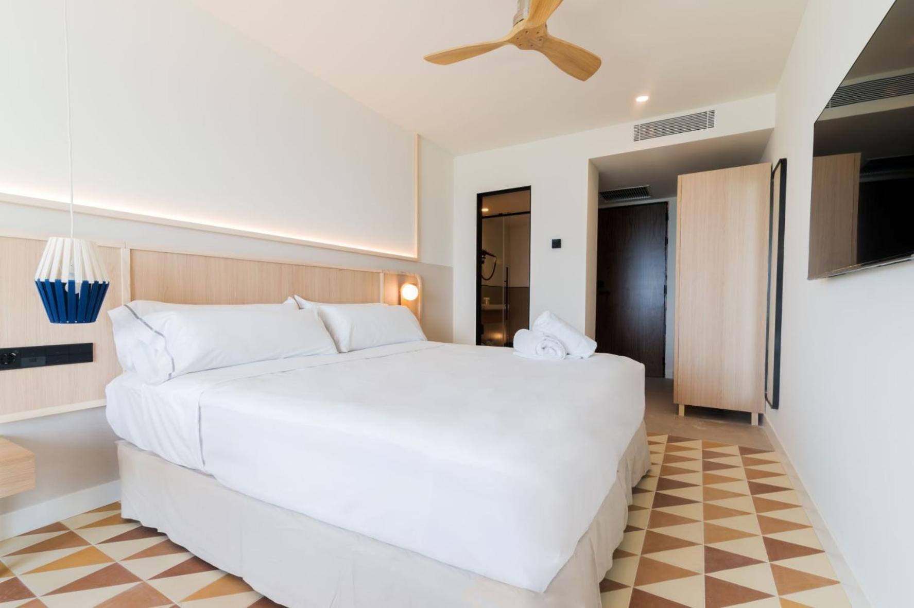 Deluxe Double Room Balcony Sea View
