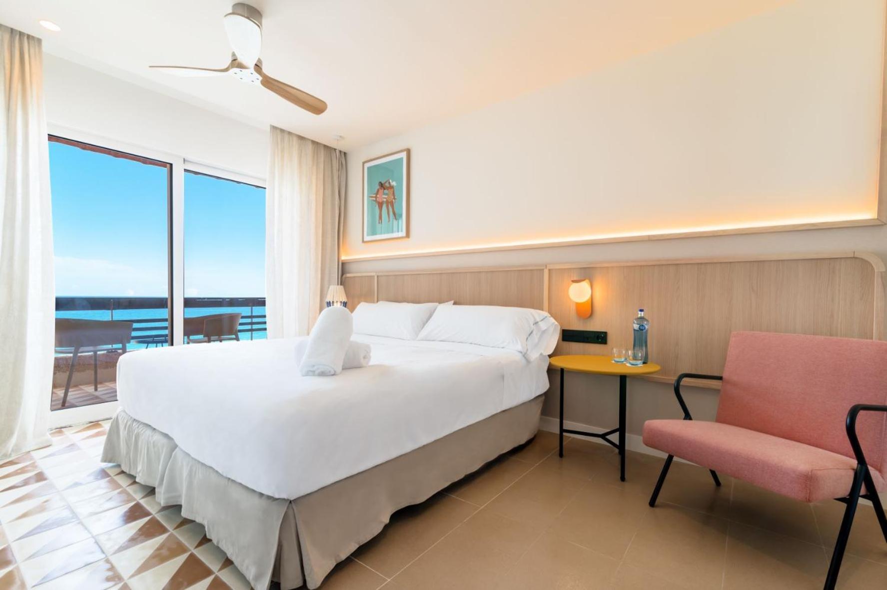 Double or Twin Room Balcony